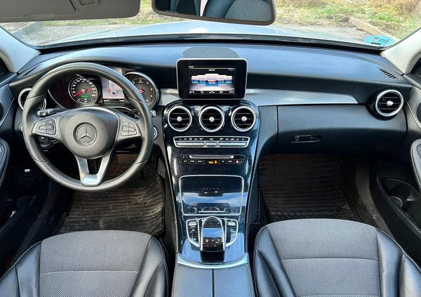 Mercedes-Benz Klasa C cena 74999 przebieg: 449000, rok produkcji 2018 z Tarnogród małe 277